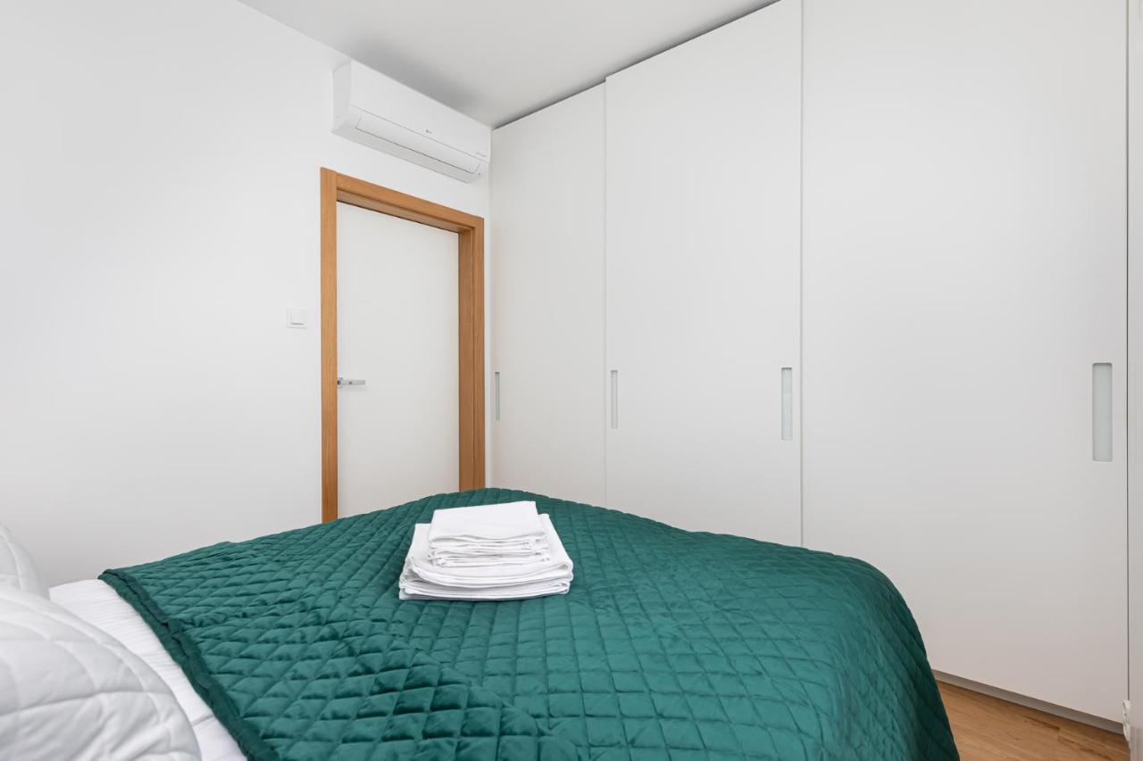 Ecru Luxurious Apartment In Port Praski With Balcony Wwa35 Warszawa Exteriör bild